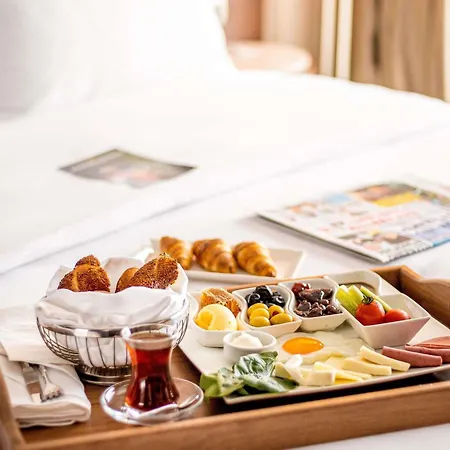 Mercure Bakirkoy מלון